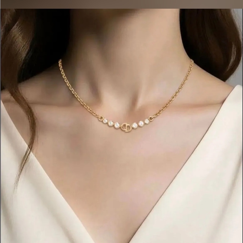 Dior Gold rhinestone Accent Women's Necklace - Picture 2 of 3
